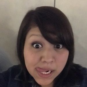 Meet your Posher, Gabrielle